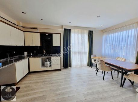 Üniversite Caddesinin Göz Bebeği Galada Lüks Eşyalı Kiralık 2+1