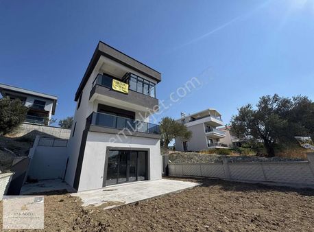 Hatunoğlu'ndan Satılık Şakran Demirkentsitesi 5+1 Müstakil Villa