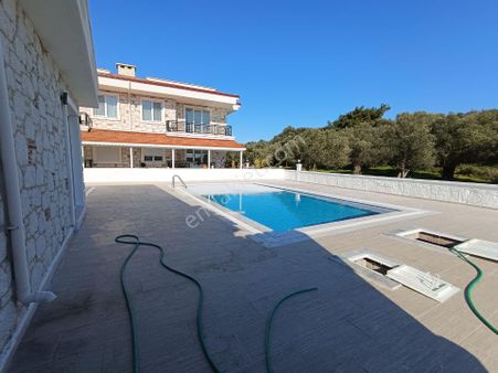 Taş Emlak'tan Sarımsaklıda 1+1 Havuzlu Sitede Sıfır Daire