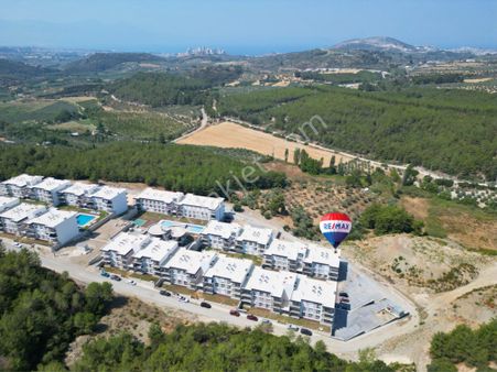 Kuşadası Eşin Vadi Sitesi’nde Satılık 1+1 Daire