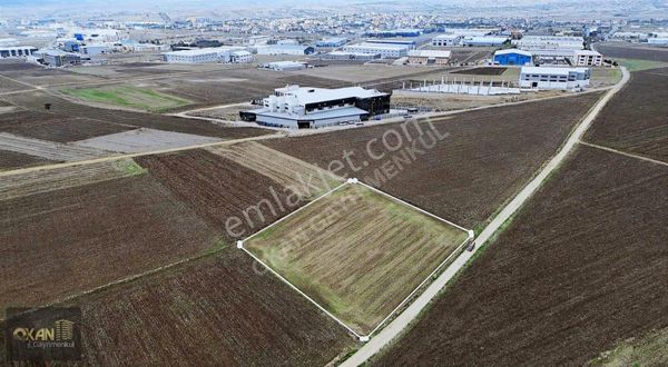 Sanayi İmarının Hemen Yanında Satılık Tarla