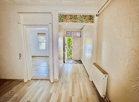 Gümüşsuyu'nda Kiralık Komple Bina | Bahçeli Ofis Fırsatı