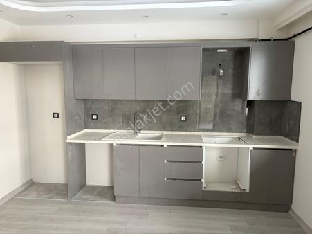 Arık Emlak'tan Satılık Otoparklı Sıfır Daire