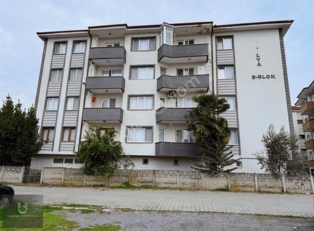 Serdivan Bahçelievler Mah. Arakat Satılık 3+1 Daire