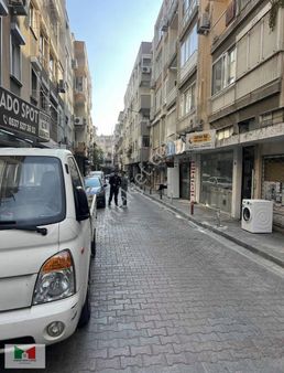 Ksk Spotçular Sk Yanında 37 M2 4 M Cepheli Eski Kiracılı Dükkan