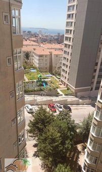 Maltepe Z.evler Simge St. 3+1 11/7 Kat