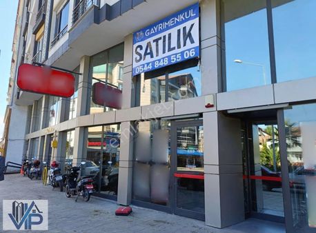 Vıp Gym'den Alaçam Merkezde 877m2 Kurumsal Kiracılı Dükkan