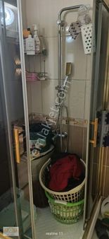 Emlak Centerden Menderes Caddesi 3+1full Yapılı Daire