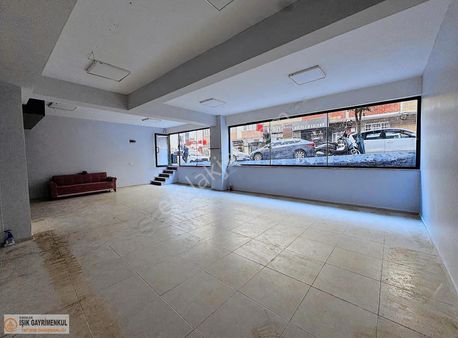Işık'tan Menderes Metro Dibinde Ful Camekan Satılık Dükkan 110m2