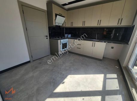 Karşıyaka Mahallesinde Asansörlü Daire 2600.000 Kredi Limiti