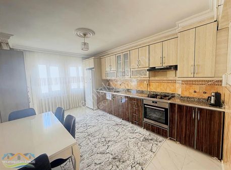 Necaroğullarından Yenişehir İlkokul Yanı Masrafsız 3+1 Daire