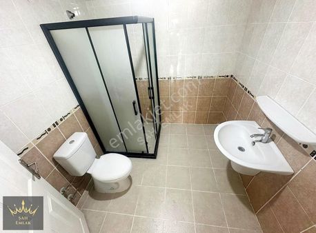 Ankara Manzaralı Site Konforunda Eksiksiz Yenilenmiş Ebeveynli