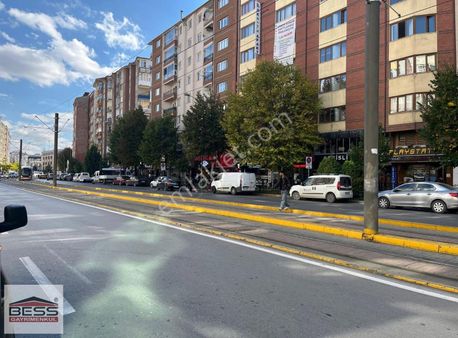 Bess'den Üniversite Cad. Üzeri Kiralık Eşyalı 1+1 Daire