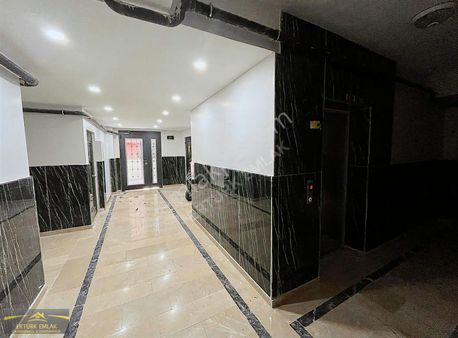 Ertürk Emlak'tan İnönü Mah.'de Sıfır-asansörlü 90 M2 Ara Kat