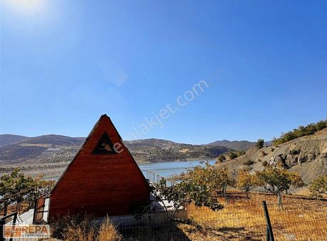 Repa Gayrimenkul Elanur Ateş`ten Akbayır'da Göl Evi