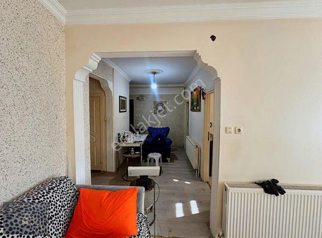 Edirne Merkez Çarşı Konumunda 3+1 Çift Girişli 125 M2 Daire