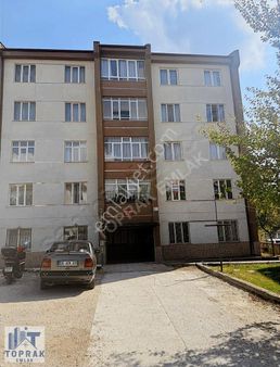 Toprak Emlaktan Uluönder Mah Ara Kat Ssk Bloklerında Kiralık2+1