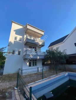 Belek Merkezde 2+1 Eşyasız Kiralık Daire