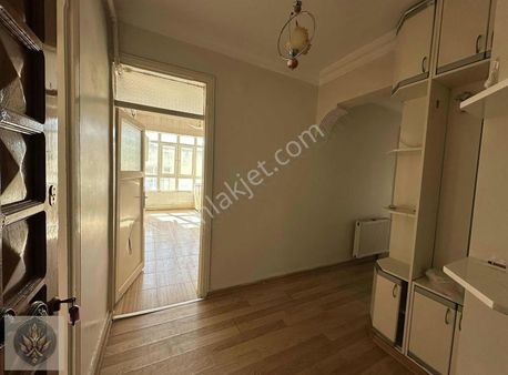 Esentepe Mahallesinde Satılık 3+1 Daire