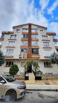 Yeni Bayındır'da Çift Cam Balkonlu Satılık Köşe Daire