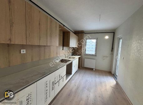 Prestij Yeni Hayatta 3+1 Orta Tip Ara Kat Daire Sosyal Donatılı