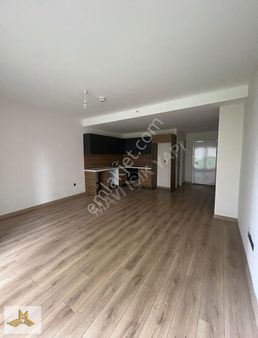 Mavi Işık'dan Havuzlu Site İçinde Kiralık Daire!!