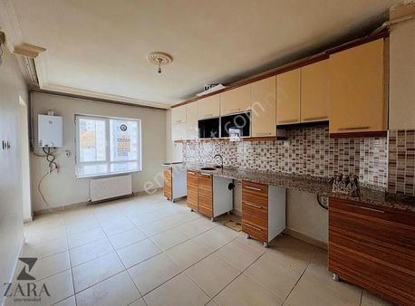 ▄zara▄duralialıç Mh Şehitler Cd Üzerinde 3+1 145m² Kiralık Daire