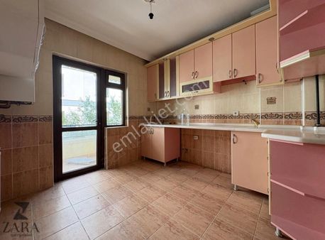 ▄tek Yetkili Zara'dan▄sağduyu Cd. Üzeri 3+1 Ara Kat Ön Cp 3+1