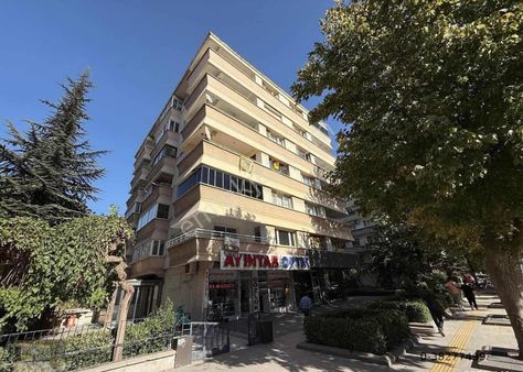 25 Aralık Hastanesi Karşısı 4+1 Satlık Daire