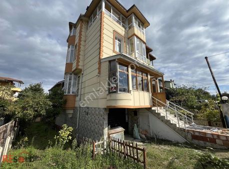 Doğanın Kalbinde, Şehrin Hemen Yanında Deniz Manzaralı Yaşam..!