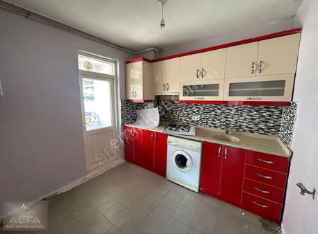 Uluönder Mah. Ssk Bloklarında 2+1 Kiralık Daire