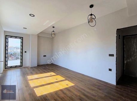 ꔪyalçın'dan ▀▄kadıköy'de Kaçmaz Fırsat Öncephe Arakat Sıfır 1+1▀