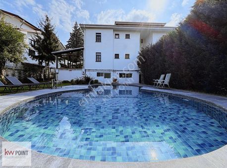 Sapanca İpekyolu Caddesi Eşyalı Müstakil 5+1 Lüks Villa Kw Poınt