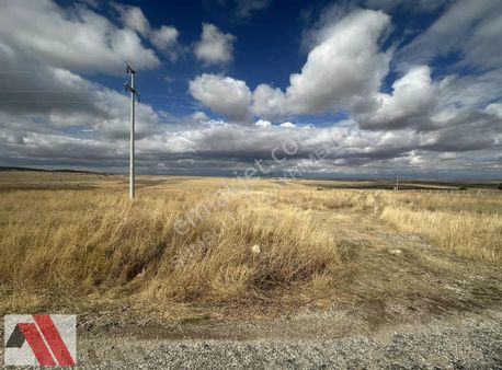 Sümbüller'den Değişören Yol Üzeri Elektriği Dibinde Fırsat Tarla