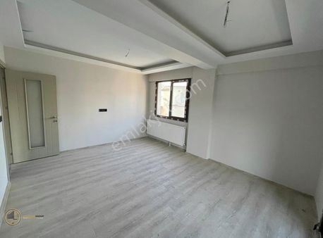 Şehitler Mahallesinde Sıfır, Köşe Konum Uygun Fiyata 2+1 Daire!