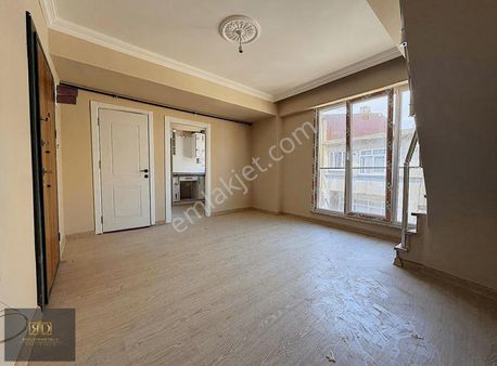 Rd'den Gültepe- Caddeye 50 Mt Kiralık 120 M² Dubleks 3+1 Daire