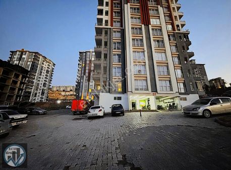 Batur Gayrımenkul'den Satılık 3 + 1 Ara Kat Daıre