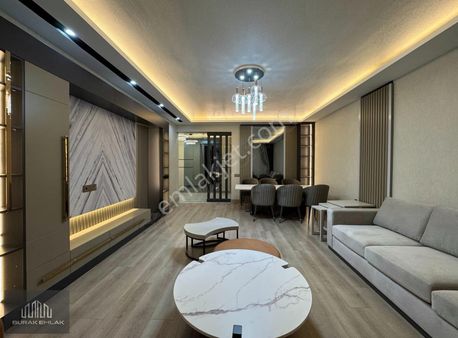 Buraktan Hastane Yanı, Geniş Balkonlu Kilerli 9.kat 4+1 Ultralüx