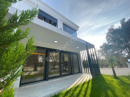 🍀cadde'den Zeytinli'de Hayran Bırakan Tasarım Tam Mustakil 4+1 Villa🍀