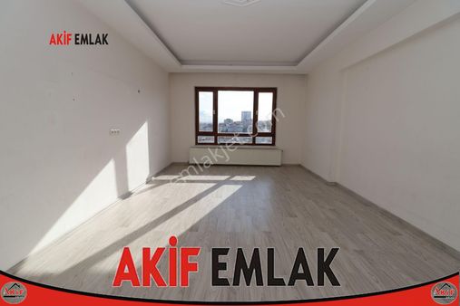 Akif'ten Elvankent Atakent'te Cadde Üzeri Manzaralı Trene Yakın 3+1 Satılık Daire
