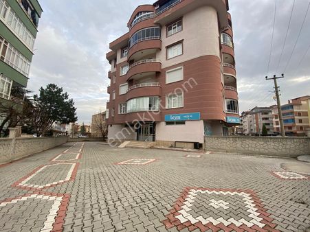 H.çelebi Mahallesinde Satılık 7+1 Oda 45 Kapalı Teraslı Daire