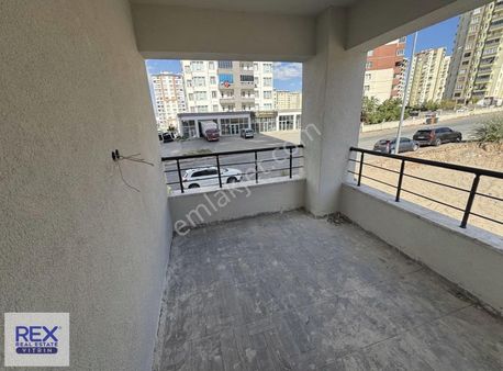 Esentepe Mah. Alternatif Kat Ve Cephelerde 3+1 Lüks Daireler