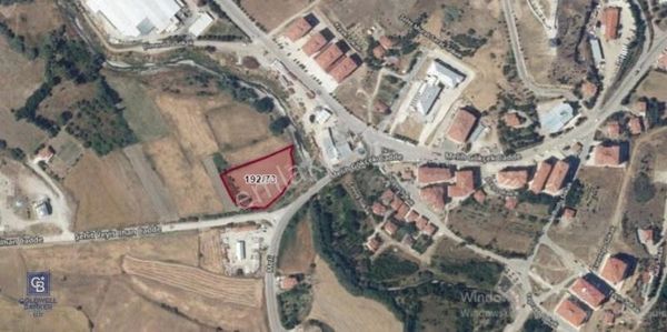 Çankırı Ankara Yolu Üzerinde İmar Sınırında 4674m2 Satılık Tarla