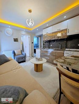 Denizli Asmalıevlerde Satılık Lüks Balkonlu Asansörlü 1+1 Apart