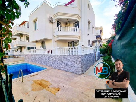 Didimde Satılık 4+1 Villa Tam Müstakil Havuzlu Denize Yakın Konumda !