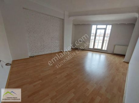 Türkmen Emlak'tan Satılık 2+1 Asansörlü 4 Kat Daire