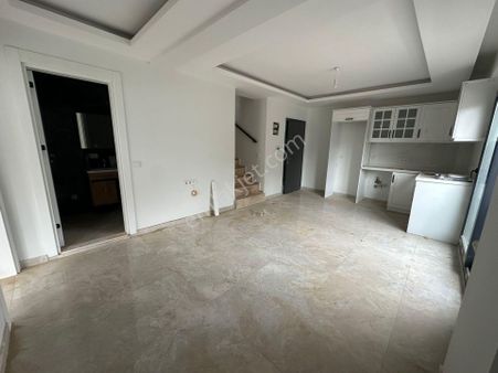 Sıla Emlak'tan Denize 150 Metre Uzaklıkta 2+1 Satılık Sıfır Dubleks Daire