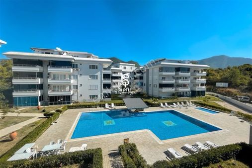 Alanya Oba'da Site İçerisinde Havuzlu 2+1 Eşyalı Daire