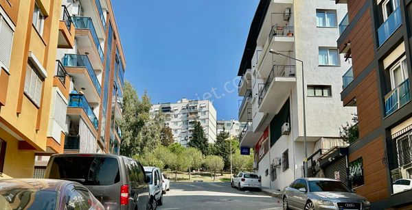 Çiğlide Merkezi Konumda Satılık 3+1 Daire