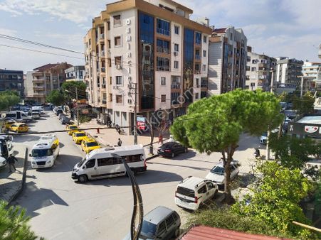 Bergama Şehir Merkezi Kantar Garajı Mevki Doğalgazlı Eşyasız 4+1 Kiralık Daire